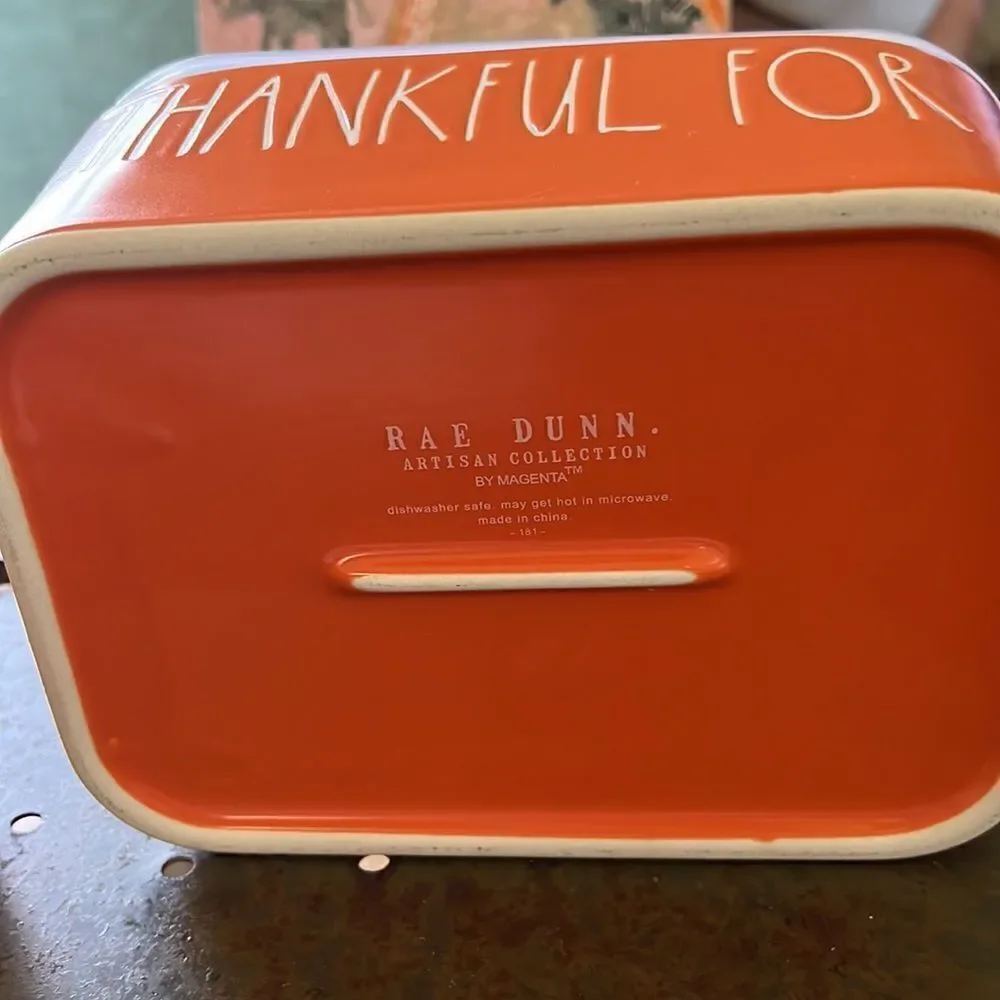 Rae Dunn Ceramic Bowl w/ Lid THANKFUL FOR LEFTOVERS
